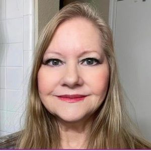 Meet your Posher, Sherrie